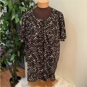 Apt 9 flutter sleeve blouse Woman’s size XL black and white lightweight